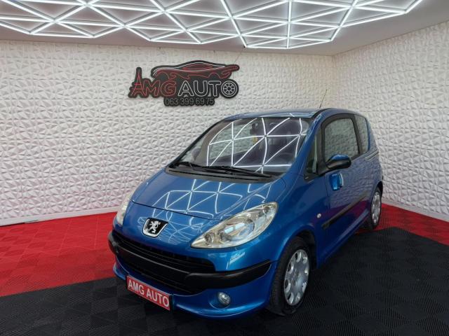 Peugeot 1007 1.4 Hdi 70 Cv. 4 Places