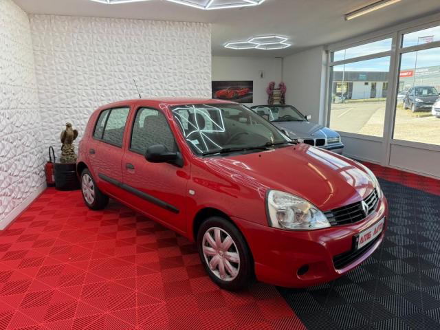 Renault Clio image 6