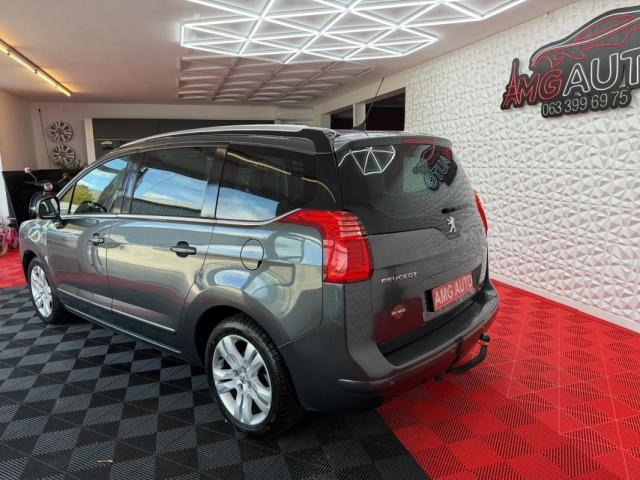 Peugeot 5008 image 6
