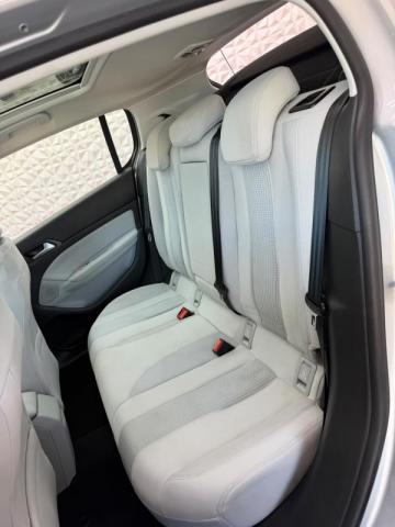 Peugeot 308 image 7