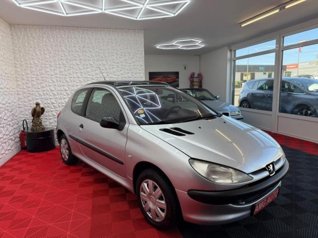 Peugeot 206 image 5