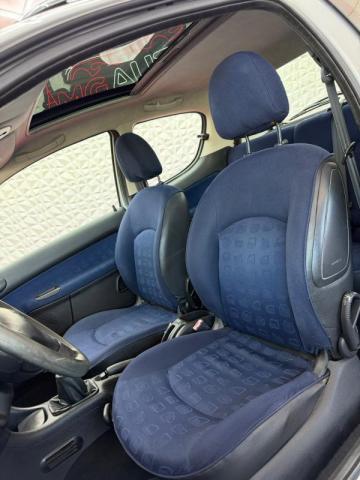 Peugeot 206 image 8