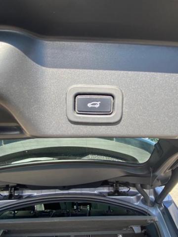 Land Rover Range Rover Evoque image 1