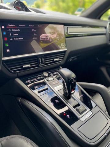 Porsche Cayenne image 4