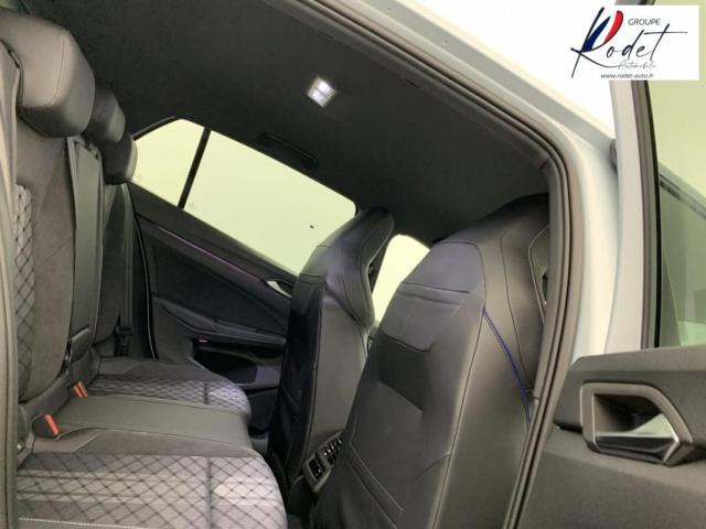 Volkswagen Golf image 2