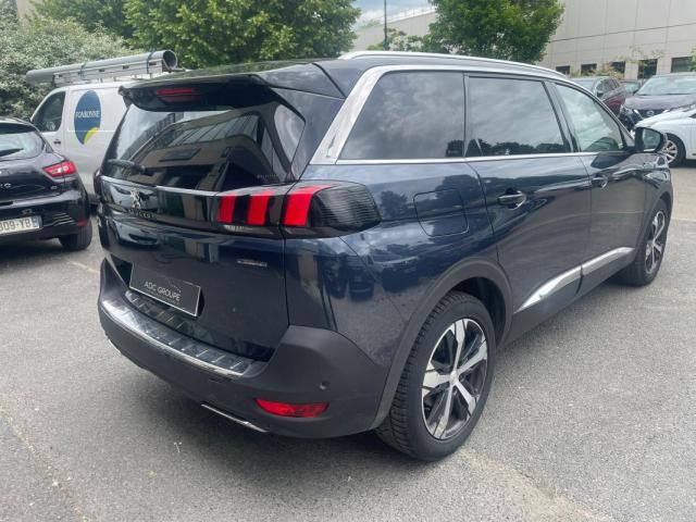 Peugeot 5008 image 4