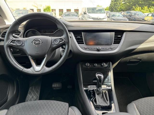 Opel Grandland image 9