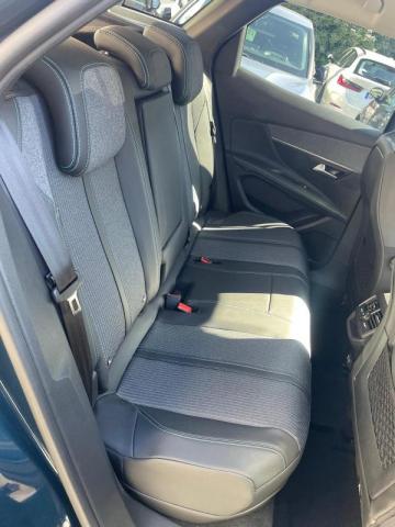 Peugeot 3008 Hybrid4 image 9