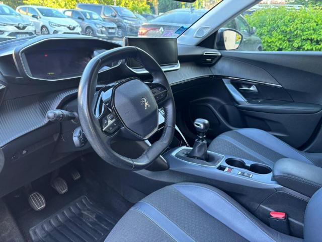 Peugeot 2008 image 9