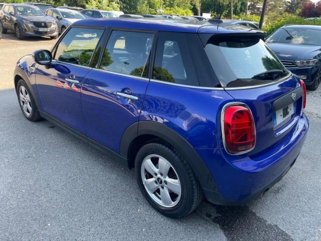 Mini Clubman image 2