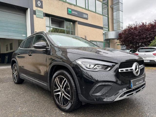 Mercedes Benz Gla image 9