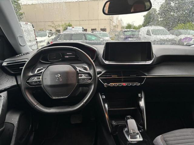 Peugeot 2008 image 4