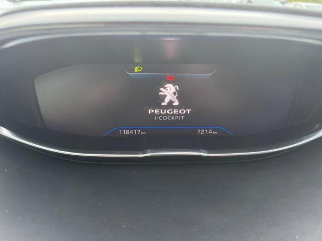 Peugeot 5008 image 1
