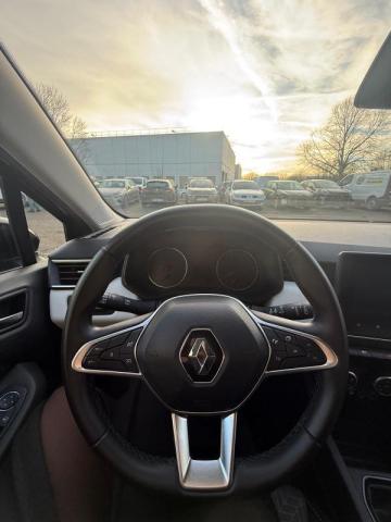 Renault Clio image 2