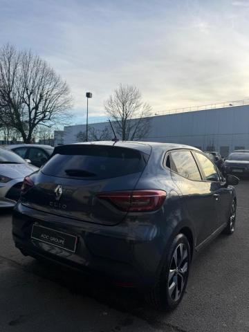 Renault Clio image 1