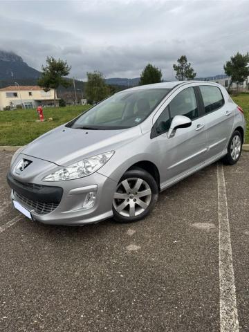 Peugeot 308 image 9
