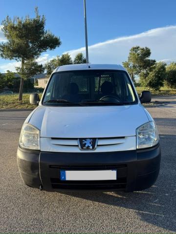 Peugeot Partner image 2