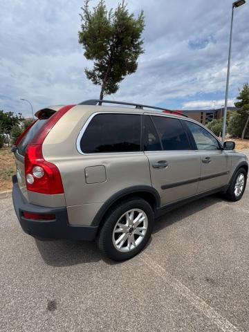 Volvo Xc90 image 1