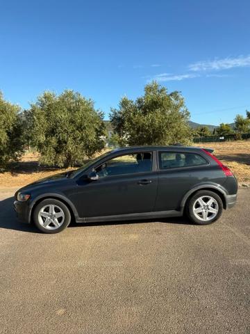 Volvo C30 image 2