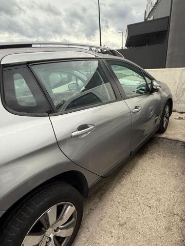 Peugeot 2008 image 8