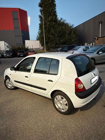 Renault Clio image 6