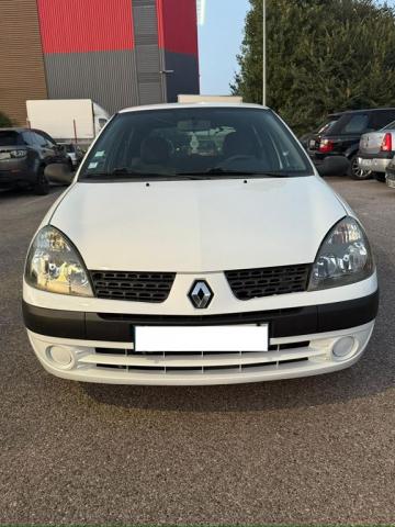 Renault Clio image 2
