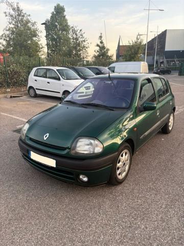 Renault Clio image 6