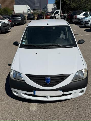 Dacia Logan image 7
