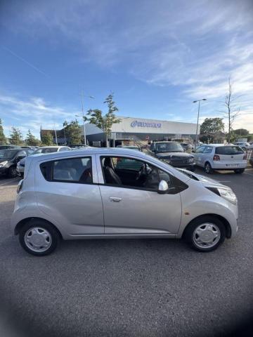 Chevrolet Spark image 9