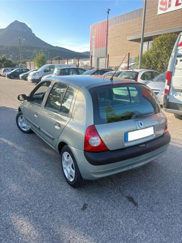 Renault Clio image 7