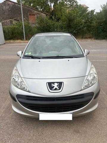 Peugeot 207 image 9