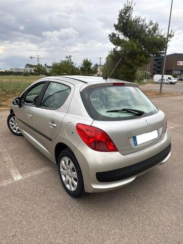 Peugeot 207 image 4