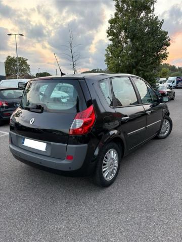Renault Scénic image 1