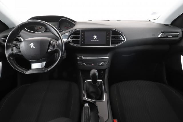 Peugeot 308 image 8