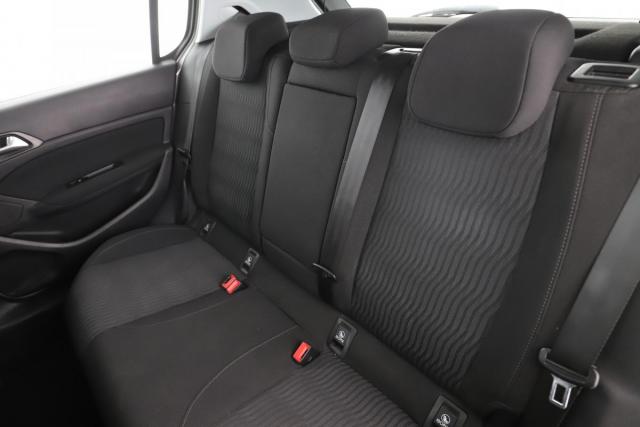Peugeot 308 image 7