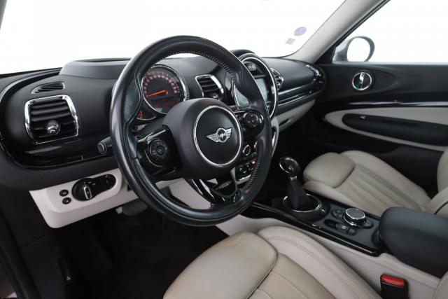Mini Clubman image 7