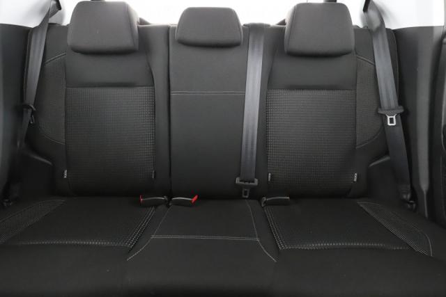 Peugeot 208 image 3