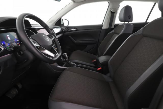 Volkswagen T-Cross image 3