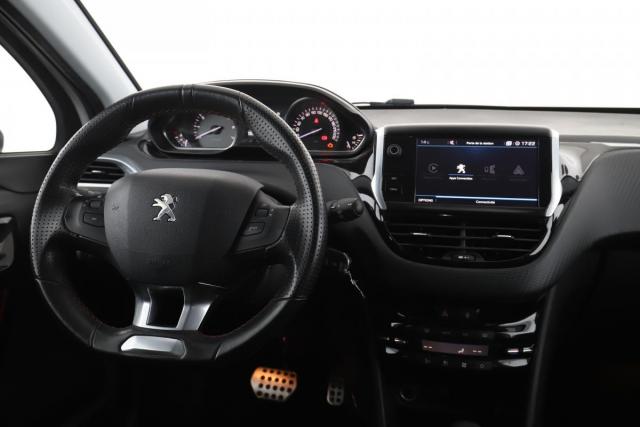 Peugeot 2008 image 1