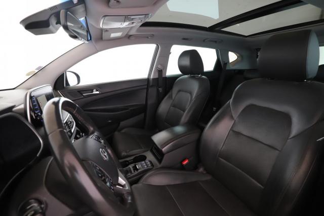 Hyundai Tucson image 8