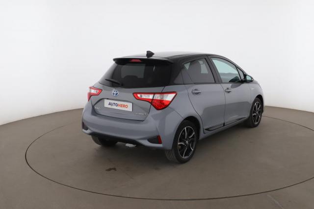 Toyota Yaris image 9