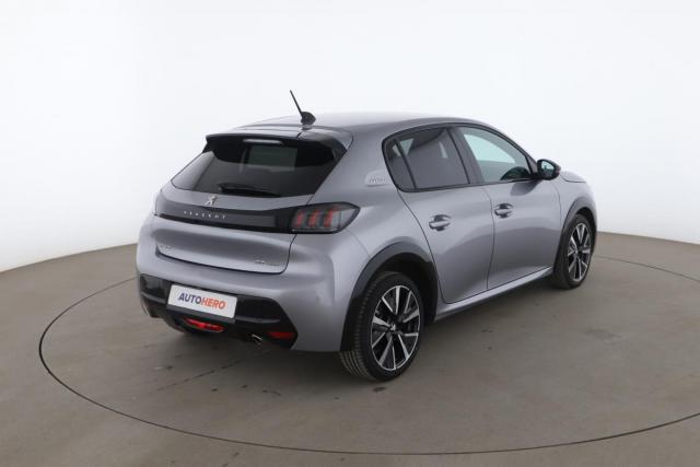 Peugeot 208 image 1