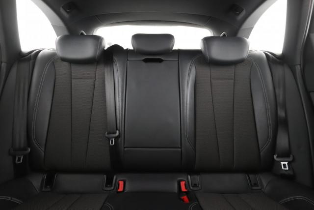 Audi A4 Avant image 6