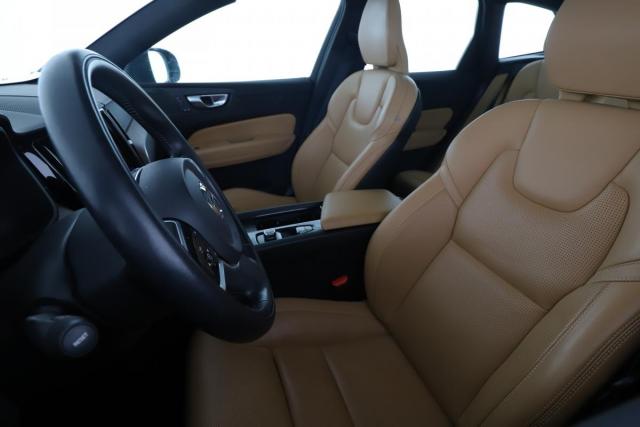 Volvo Xc60 image 3