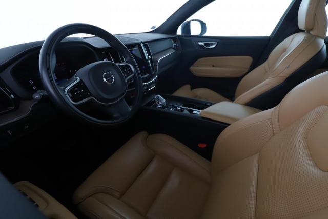 Volvo Xc60 image 2