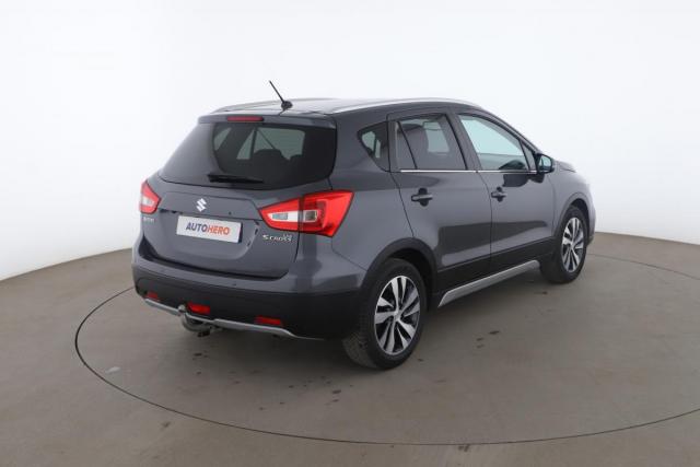 Suzuki Sx4 S-Cross image 1