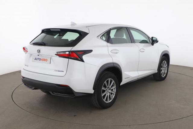 Lexus Nx image 8