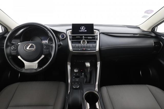 Lexus Nx image 7