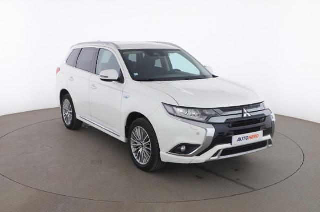 Mitsubishi Outlander image 4