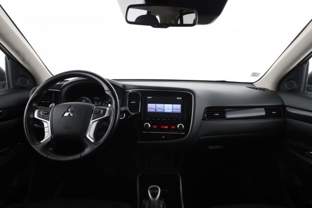 Mitsubishi Outlander image 5